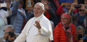 Pope Francis greets the crowd during his general audience in St. Peter's Square at the Vatican Nov. 4. (CNS photo/Paul Haring) 