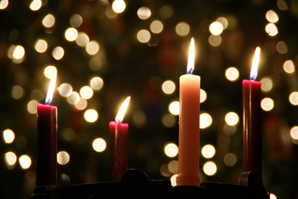 adventcandlesbokeh