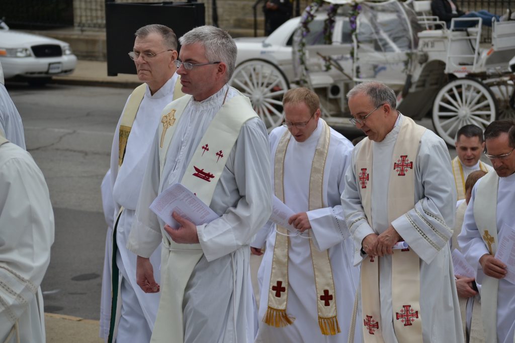 Processional continues Ordination 2017 (CT Photo/Greg Hartman)