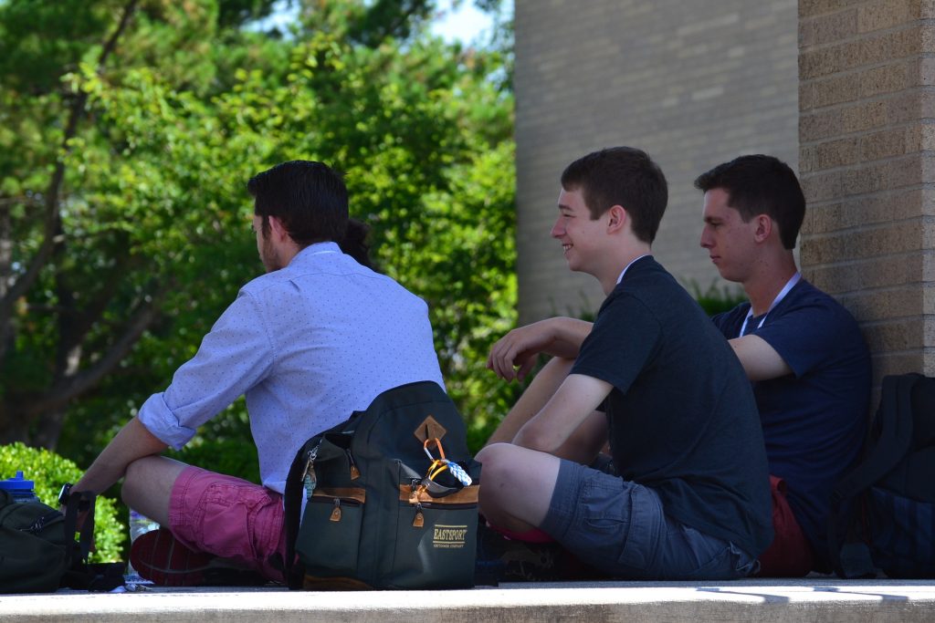 Sharing the joy of Christ. (CT Photo/Greg Hartman)