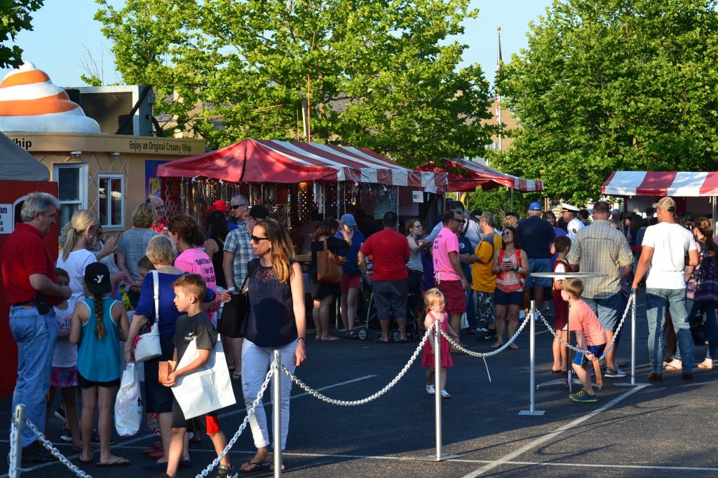 Festival Crowd gathers at AngelsFest (CT Photo/Greg Hartman)