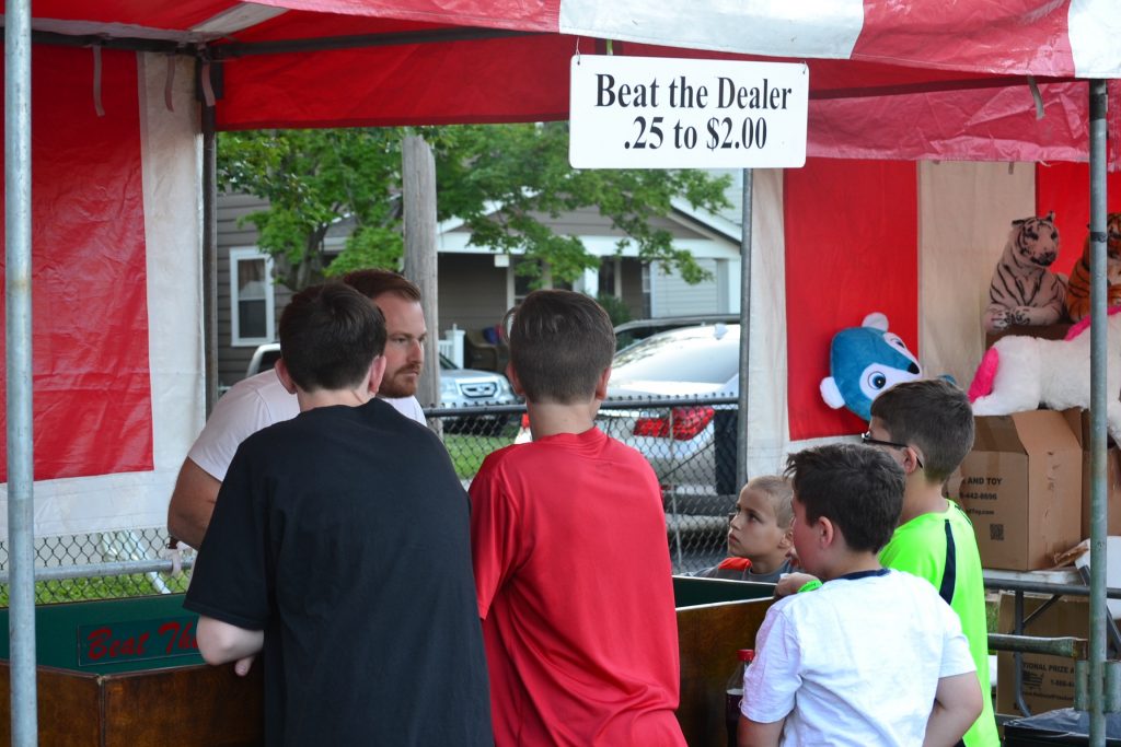 Trying to Beat the Dealer (CT Photo/Greg Hartman)