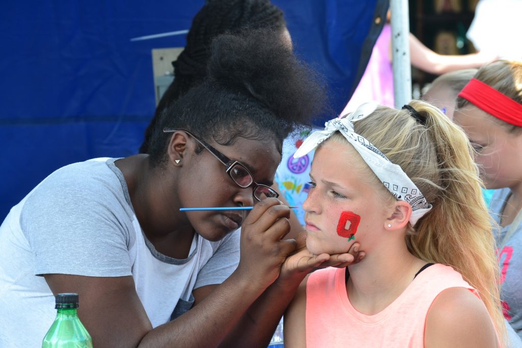 The art of face painting in full display (CT Photo/Greg Hartman)