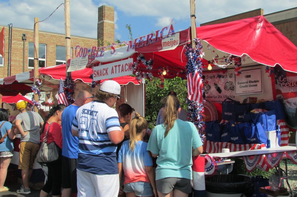 Lots to do on a sunny festival day at Assumption (CT Photo/Gail Finke)