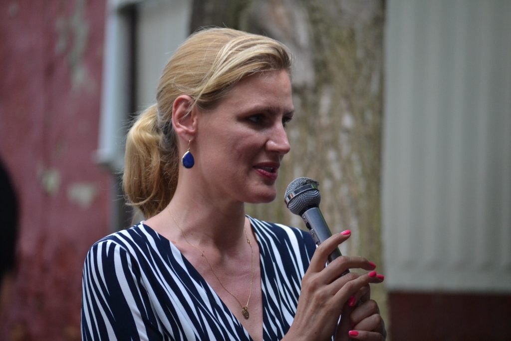 Special guest Alexa von Kuensberg, a parish council member for Old St. Peter’s Church in Munich, spoke. (CT Photo/Greg Hartman)