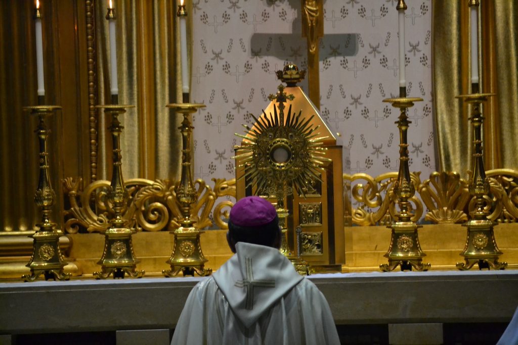 Archbishop Schnurr in prayer at the Statewide Day of Adoration for Vocation (CT Photo/Greg Hartman)