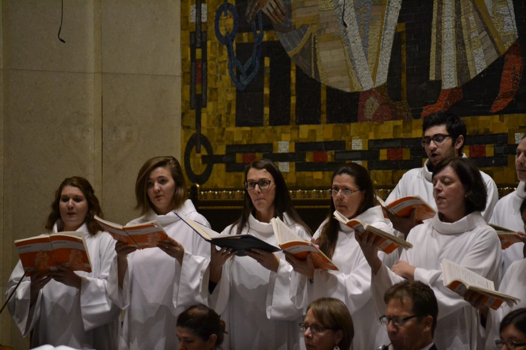 The Choir of St. Peter in Chains Cathedral during the Christmas Choral Prelude)