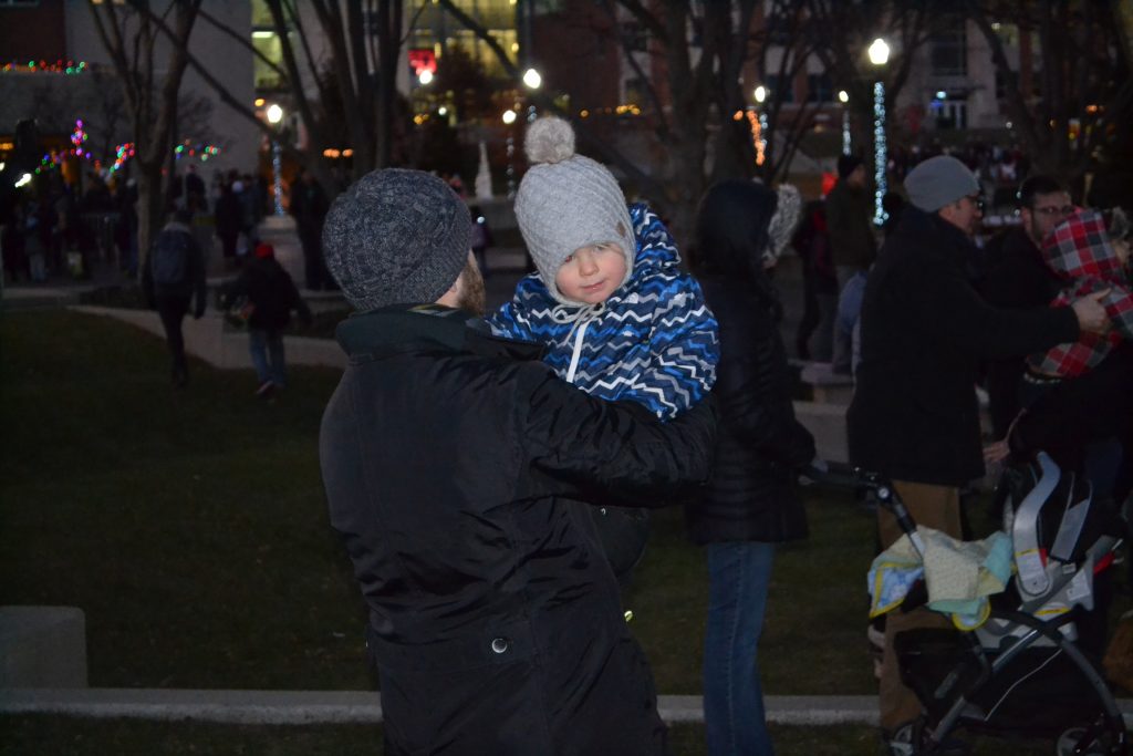 Perhaps a future UD Flyer enjoying the fun. (CT Photo/Greg Hartman)