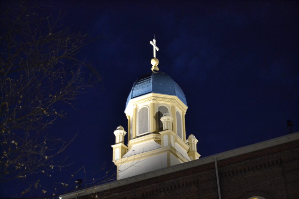 The bell tower at UD's Immaculate Conception Chapel stands vigil over Christmas at UD (CT Photo/Greg Hartman)