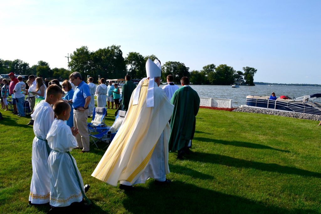 On a beautiful August Saturday, a cool breeze off the lake made it a perfect day. (CT Photo/Greg Hartman)