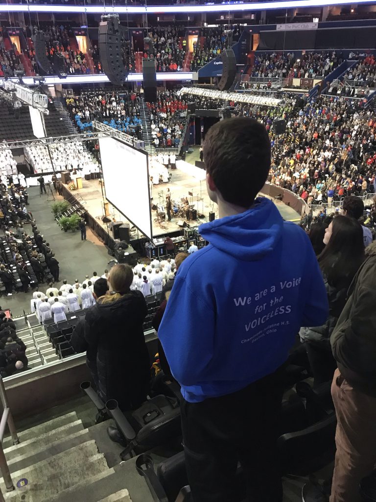 Hundreds pack arena for Mass before the March for Life. (CT Photo/Greg Hartman)