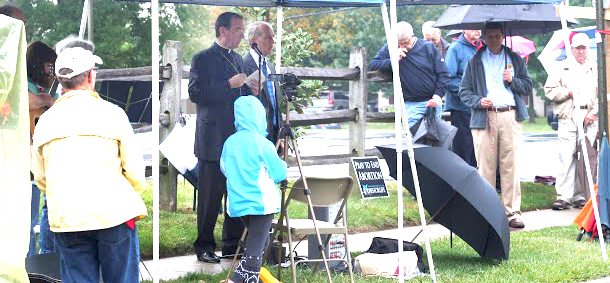 Archbishop Dennis M. Schnurr speaks at a rally for the 40 Days for Life campaign in Kettering, Ohio. (Courtesy Photo/Tom Dalrymple)