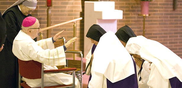 Archbishop Emeritus Daniel E. Pilarczyk blesses religious sisters gathered at the World Day for Consecrated Life on Feb. 2. (CT Photo/Colleen Kelley)