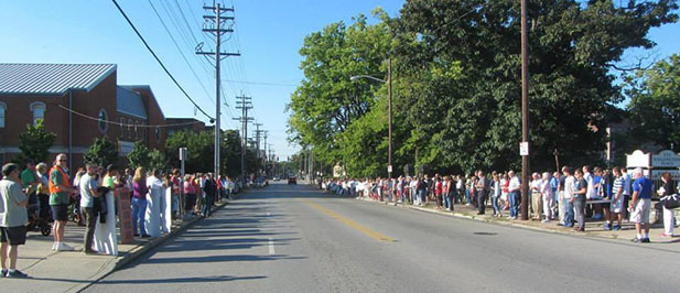 Rows of people two-deep lined the streets for three blocks in front of Planned Parenthood of Southwest Ohio Aug. 22 for a #DefundPP Rally. (Courtesy Photo/Gail Finke, Right to Life of Greater Cincinnati)
