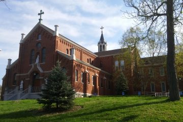 St. Anthony Shrine Holy Thursday Morning (Greg Hartman CT/Photo)