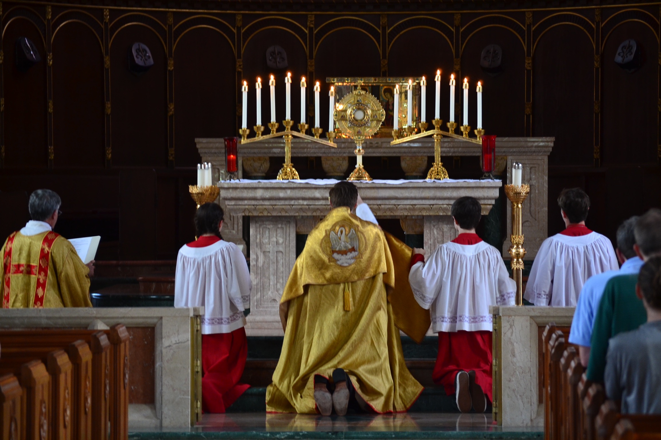 ‘Eucharistic Revival’ to begin in 2022: ‘We want to start a fire, not a ...