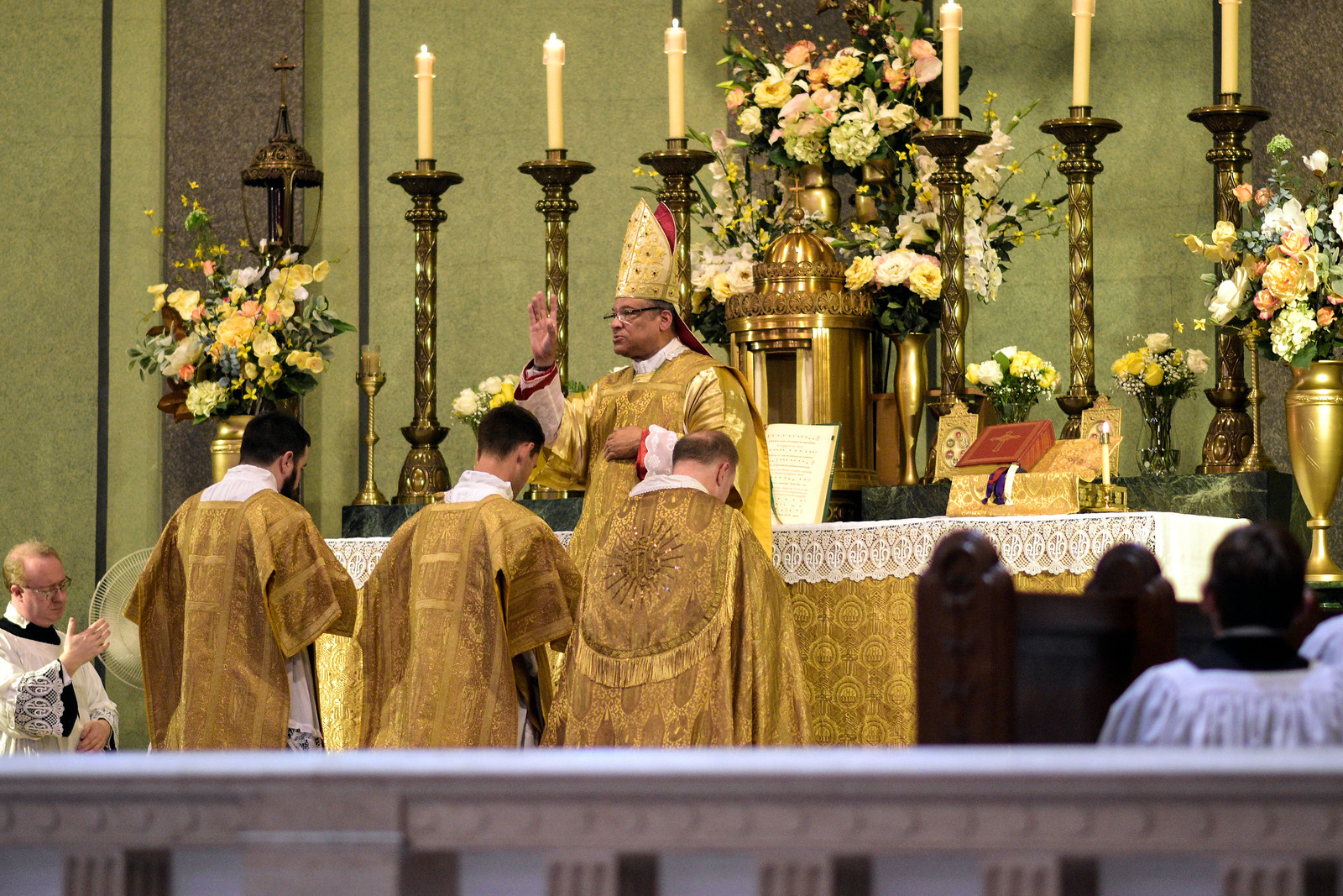 Visiting bishop celebrates Pontifical Solemn Mass at Dayton’s Holy ...