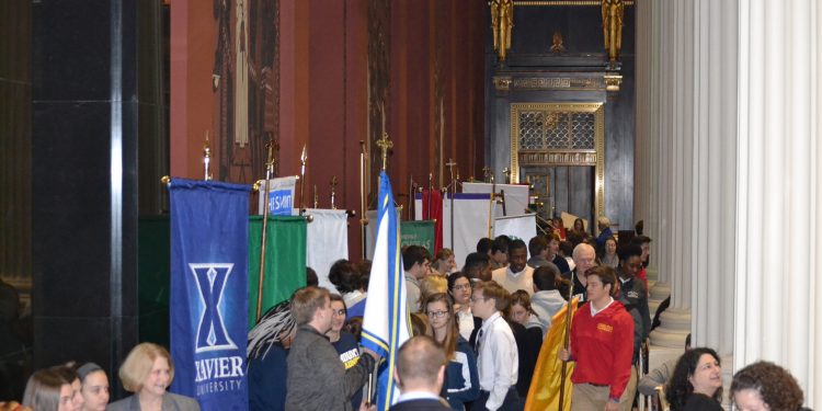 Procession of School Banners about to begin (CT Photo/Greg Hartman)