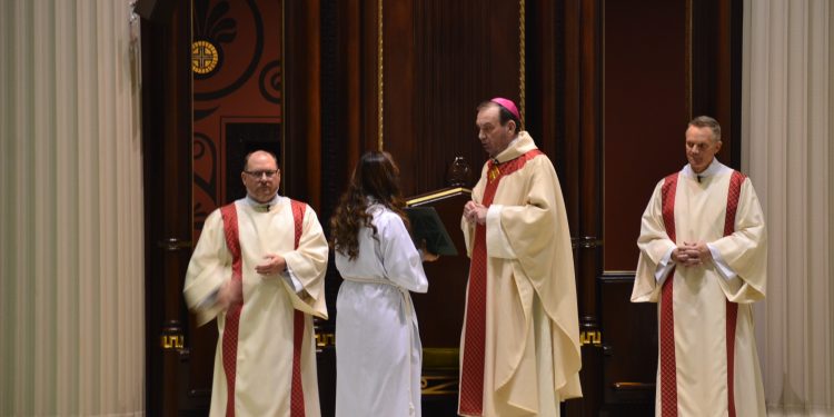 Archbishop Dennis M. Schnurr during opening prayer of the 2018 Catholic Schools Week Mass (CT Photo/Greg Hartman)