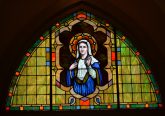 When Jesus saw his mother* and the disciple there whom he loved, he said to his mother, “Woman, behold, your son.” Then he said to the disciple, “Behold, your mother.” And from that hour the disciple took her into his home. JN 19: 26-27 (CT Photo/Greg Hartman)