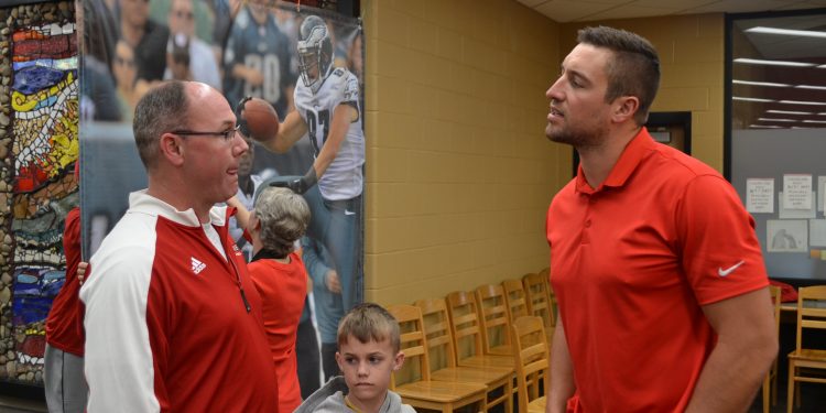 Garrett Celek and head coach Pat McLaughlin talking shop at La Salle (CT Photo/Greg Hartman)