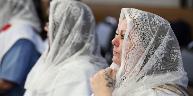 Easter Mass at Dayton Correctional Institution, Monday April 2, 2018. (CT Photo/Mark Bowen)