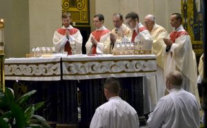 Rev. Craig Best during the Eucharistic Prayer (CT Photo/Greg Hartman)