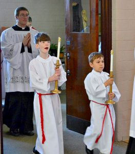 Acolytes enter St. Margaret St. John Parish for Rev. Craig Best Solemn Mass of Thanksgiving. (CT Photo/Greg Hartman)