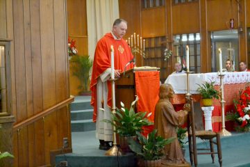 Rev. David Sunberg gives the homily for Rev. Craig Best First Mass of Thanksgiving. (CT Photo/Greg Hartman)