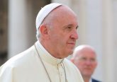 Pope Francis arrives in St. Peter's Square Sept. 21, 2016. Credit: Daniel Ibanez/CNA.