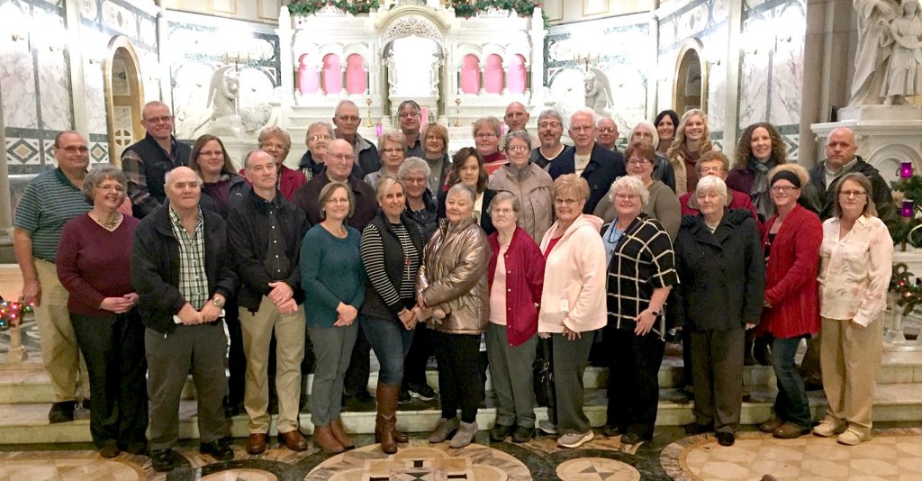 Archdiocese 1. Petersburg Parish members enjoyed a bus trip to Dayton, attending Mass at St. Mary Church and visiting the University of Dayton Library Nativity Exhibit.