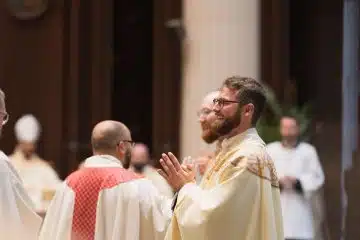 Serra Clubs Serve Seminarians